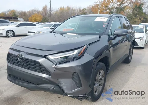 2024 Toyota Rav4 Xle z USA, uszkodzony, nr VIN 2T3W1RFV5RW333902